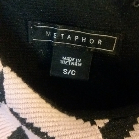 Dress - Picture 4 of 6